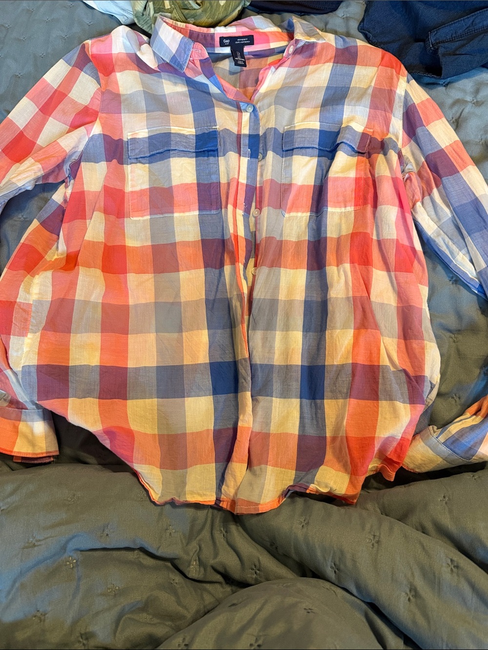 GAP Boyfriend Fit Shirt Pink and Blue Plaid